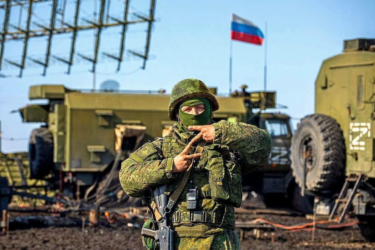 Военное продвижение российских войск на украине сегодня. Восйка Росси на Украине. Солдат армии России. Российские войска. Войска России на Украине.