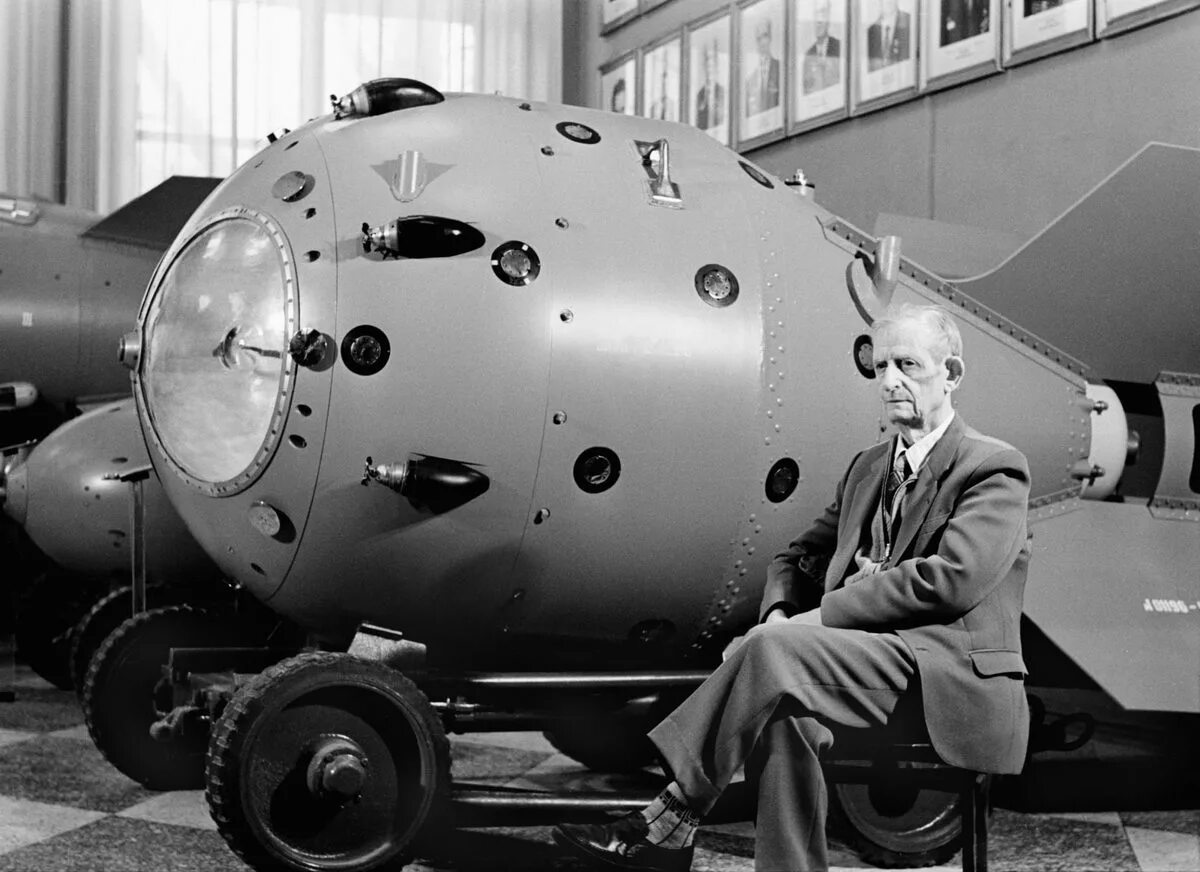 Советские испытания. Атомная бомба РДС-1. Советской атомной бомбы РДС-1. Советская атомная бомба 1949.