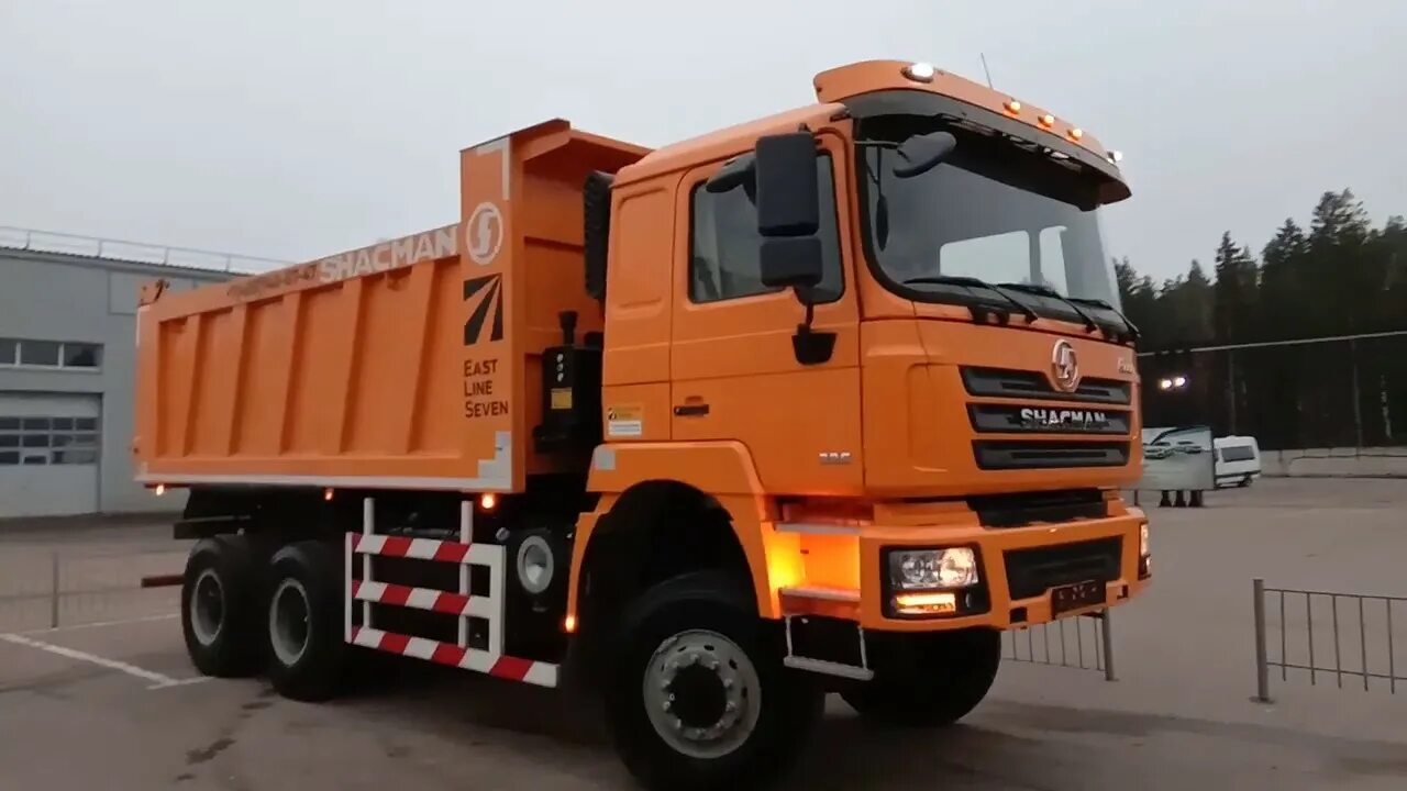 Купить шакман бу на авито. Самосвал Шакман 6х6 х3000. Shacman f3000 6x6. Shacman f3000 самосвал. Шакман f3000 6x6.