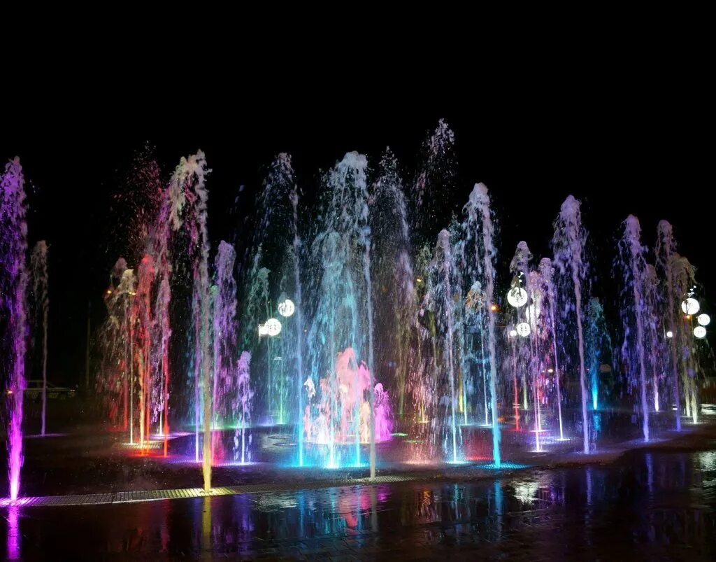 Стерлитамак центр города. Парк гагарина стерлитамак. Куда сходить в стерлитамаке сегодня. Куда сходить в стерлитамаке сегодня. Стерлитамак города башкортостана.