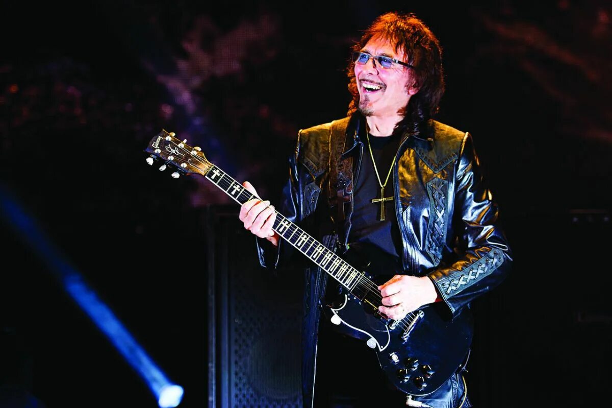 Tony iommi monkey. Тони айомми. тони айомми 1983. tony iommi фото. гитара тони айомми.