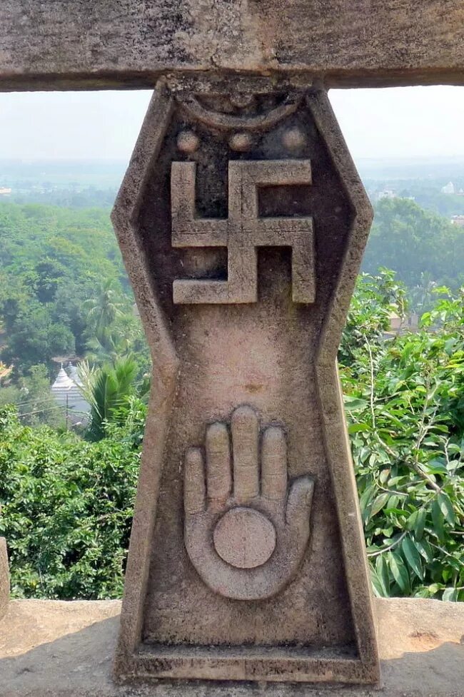 Крест Гаммадион. Символ свастики в Индии. Знак удачи в индии