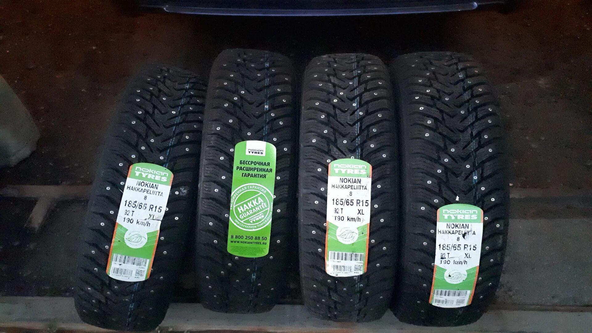 Шины nokian 185 купить. Nokian Tyres Hakkapeliitta 8 185/65 r15. Шины зимние Нокиан хакапелита 8. 185/65 R 15 92t XL Nokian Hakkapeliitta 9. Nokian Hakkapeliitta 9 185/65 r15 92t XL (шип).