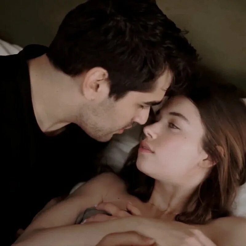 Красноволосая принцесса белоснежка кики. Фанфик сейран. Красноволосая принцесса белоснежка король. Фанфик сейран. Красноволосая принцесса белоснежка мицухидэ в полный рост.