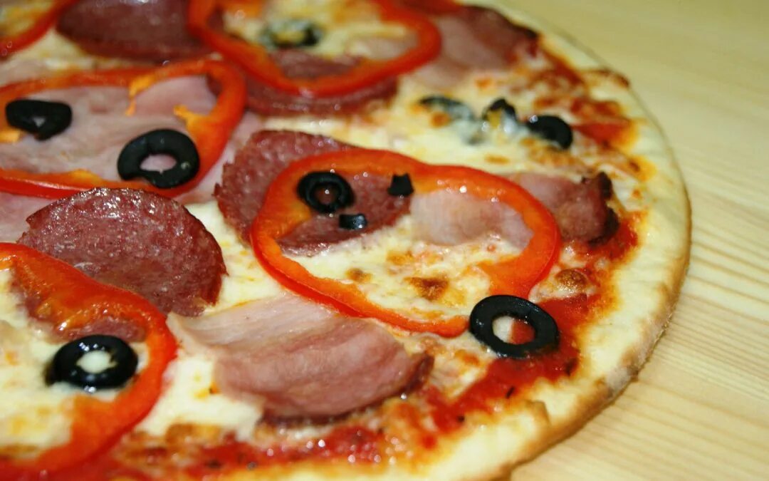 Фокс пицца. Pizza hot, Иркутск Дальневосточная. Фокс пицца Иркутск. Номер пиццы иркутск