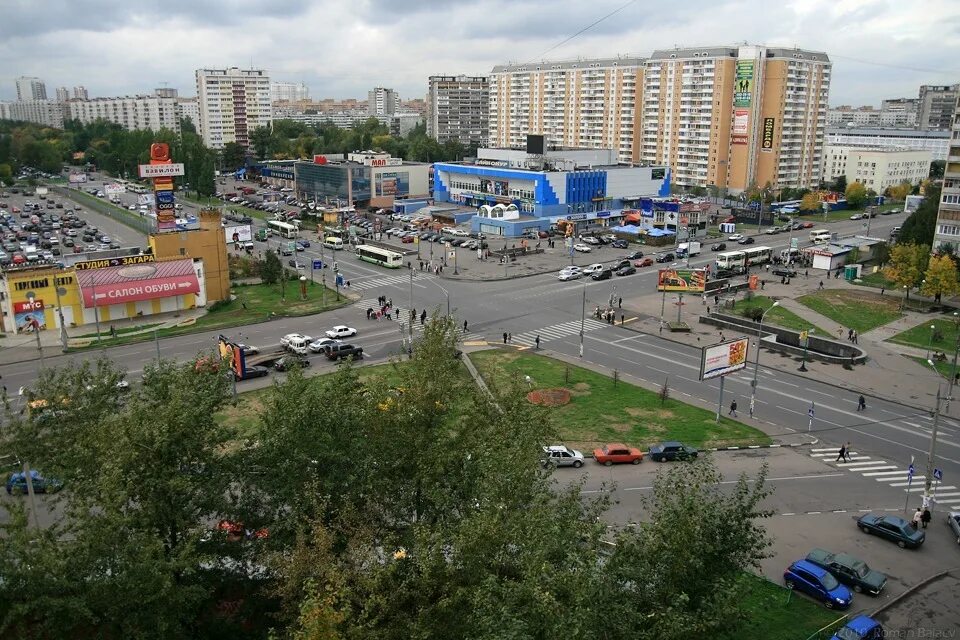 Отрадное метро улице. Метро Отрадное район. Северное бульвар метро Отрадное. Отрадное район Москвы метро. Станция метро Отрадное.