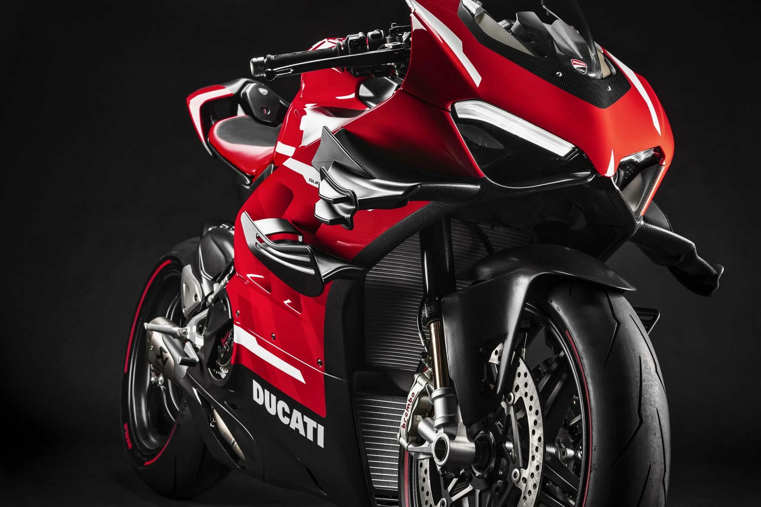 Ducati panigale v4 сбоку. Motul 300v 5w40 4л. Panigale v4 cruise control. Дукати мотоцикл 2020. V 4л.