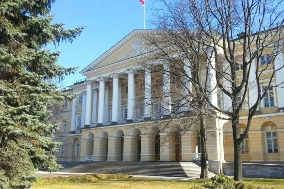 Смольный курсы