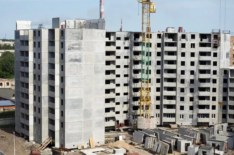 строящиеся дома в омске. в омске строится. строящиеся дома сыктывкар. строящиеся дома в омске. жк весна перелета омск.