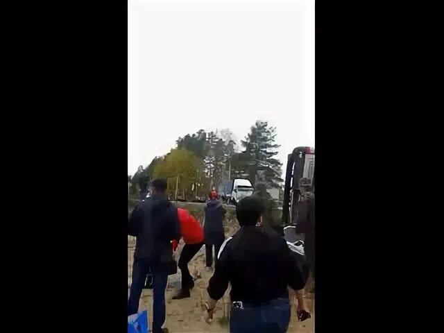 Песни палец в желтое колечко