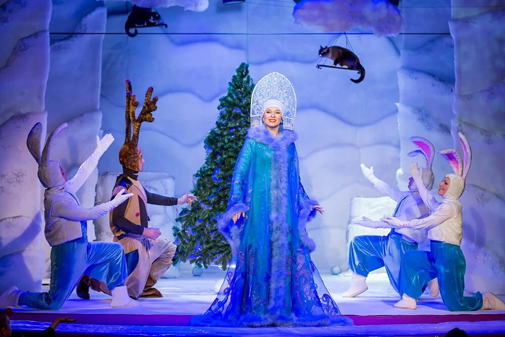 студия творчества в дк железнодорожников. дк железнодорожников новогоднее представление. представление в дк железнодорожников. представление в дк железнодорожник сегодня курган. театр куклачева зимняя сказка.