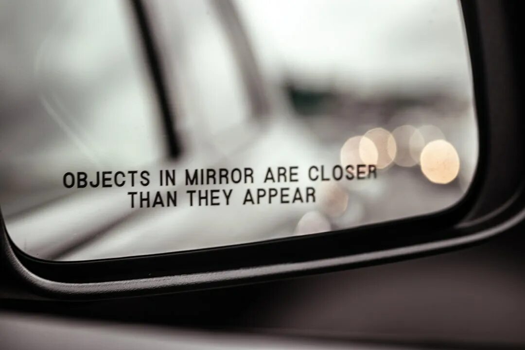 A makes objects appear bigger. Objects in mirror are closer than they appear перевод. objects in mirror are closer than they appear. objects in mirror are closer than they appear картинка. objects in mirror are closer than they appear мем.