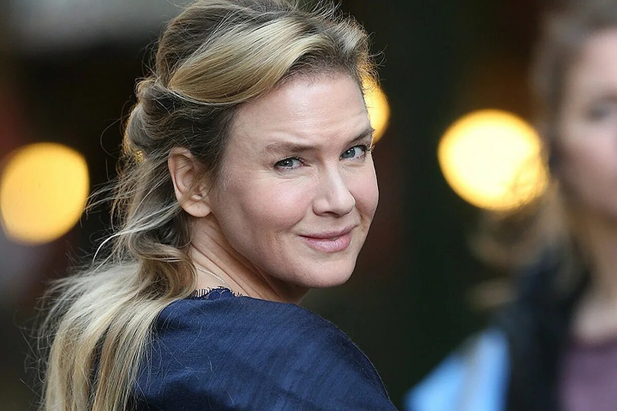 бриджит джонс 3 сколько лет рене зельвегер. рене зеллвегер 2021. рене зеллвегер бриджит джонс. бриджит джонс 3 сколько лет рене зельвегер. рене зеллвегер бриджит джонс 3.