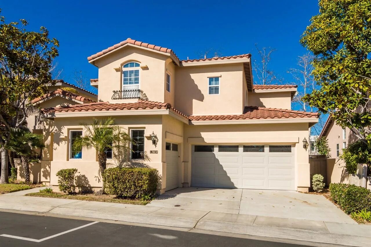 Частный дом калифорния. Калифорния дом филстоунов. Дешевая калифорния. Лос-анджелес калифорния сша дома. Дешевая калифорния.