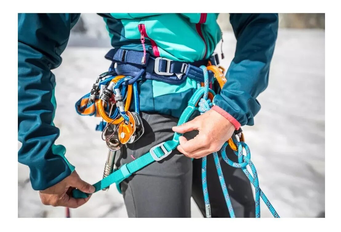 альпинийское снаряжение. альпинийское снаряжение. снаряжение альпиниста штурм. комплект для промышленного альпинизма штурм-1. венто 4102 альпинистское снаряжение карабины.