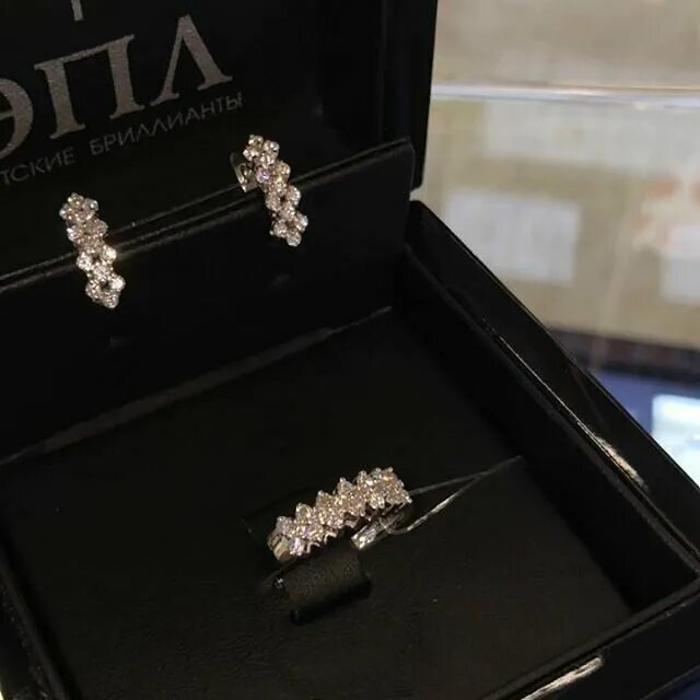 эпл даймонд якутск. кольцо эпл даймонд. бриллиант эпл даймонд. якутские бриллианты логотип. Epl якутские бриллианты официальный.