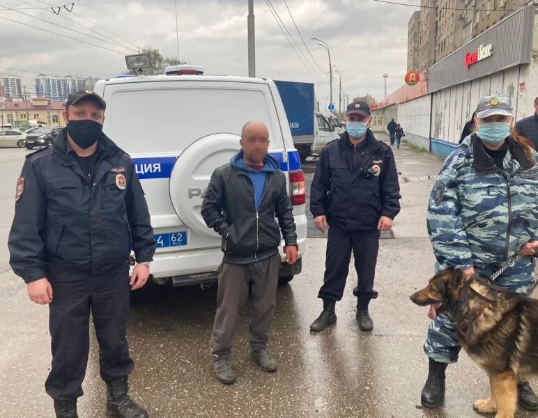 Сотрудники патрульно-постовой службы полиции задержали в Рязани женщину, объявле
