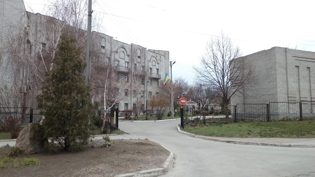 Баумана 6 волгоград. Запорожье улицы города. 31 поликлиника запорожская 3. Запорожский волгоград. Запорожская 3 пермь.