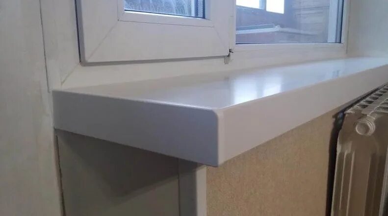 подоконник пластиковый в доме