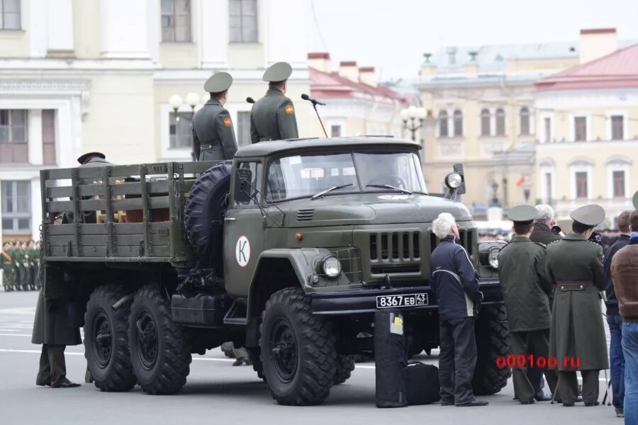 Регион 15 на военных автомобилей. Военные номера. Военные номера машин. Черные военные номера. Военные номера машин 15.