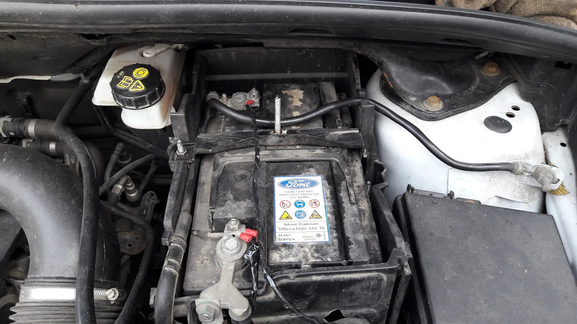 Зарядка аккумулятора и выбор нового акб на фокуса - Ford Focus II Hatchback, 1,6