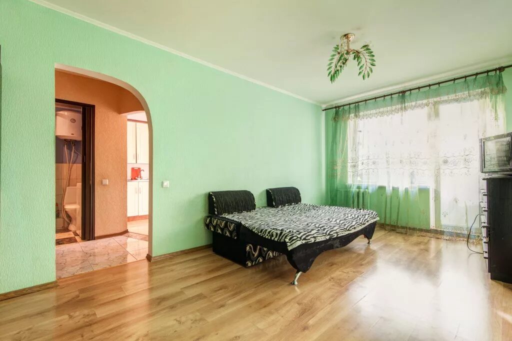 куплю трёх комнатную квартиру в горняцком районе макеевка. харцызский квартира за месяц. аренда жилья харцызск. недвижимость харцызск.