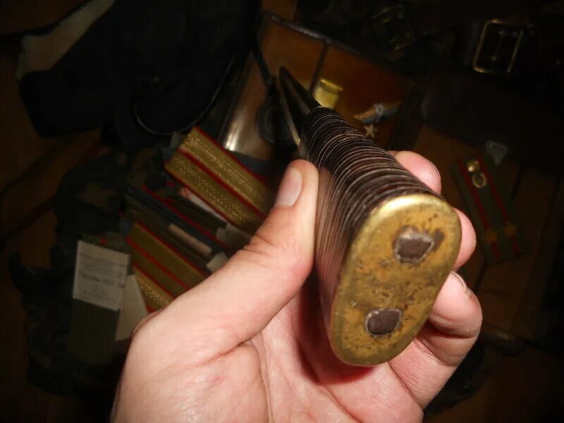 разобранный системный блок. строительный мусор в квартире. монтаж старинный. старинный разобрать. старинный разобрать.