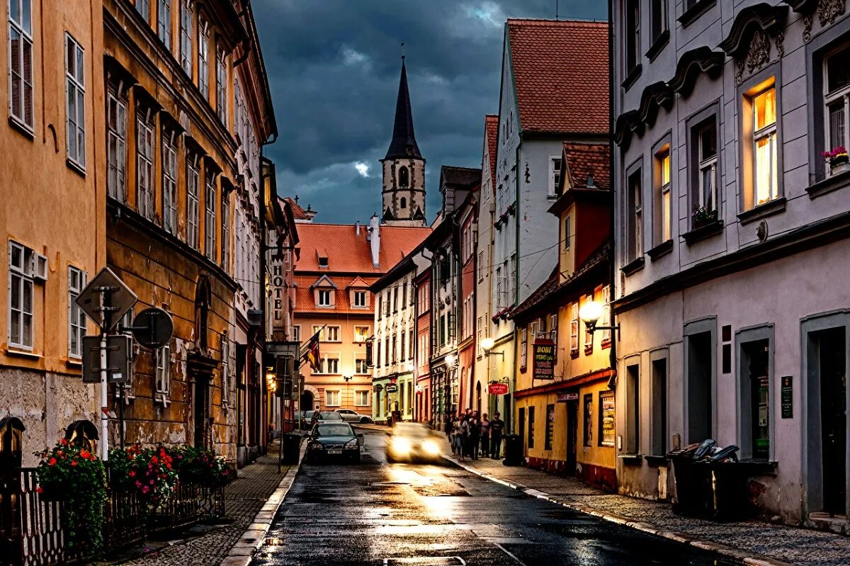 An old town. An old town. Старинная улочка мощеная в англии португалии. An old town. An old town.