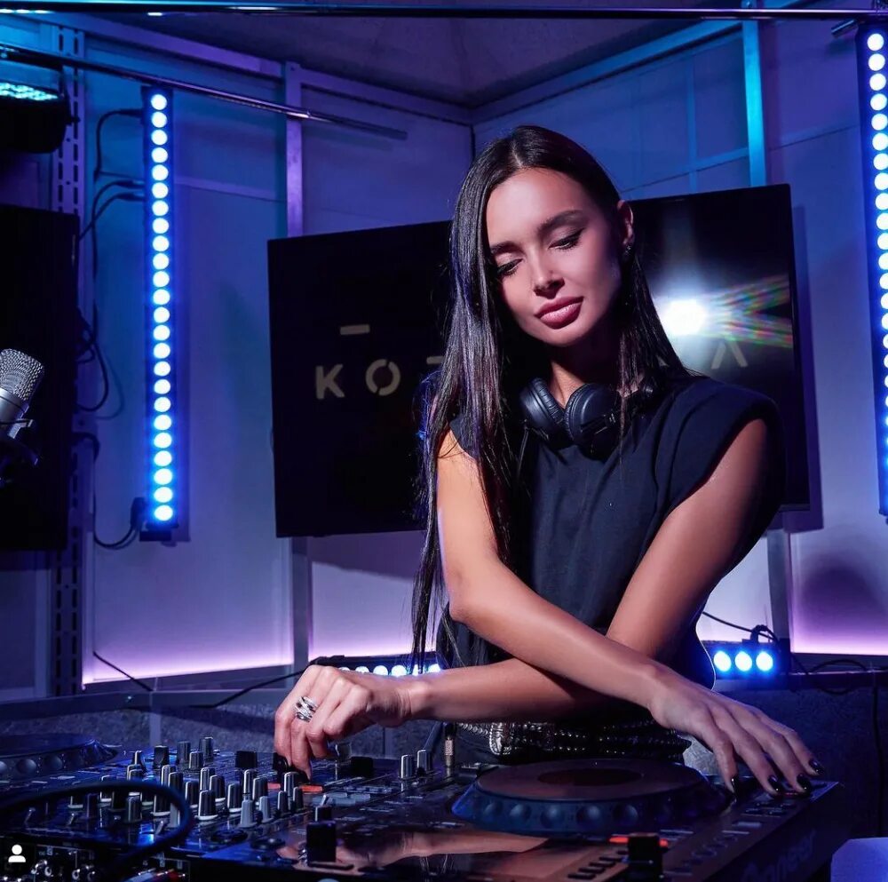 Королева дж. Korolova DJ. DJ Korolova 2022.