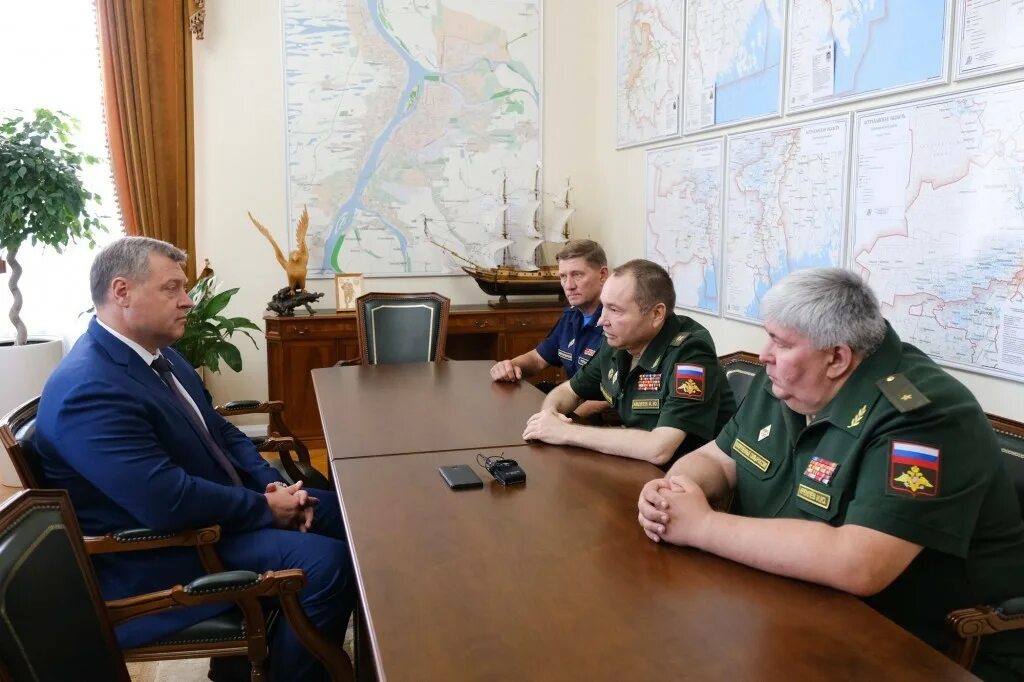 Зам командующего юво
