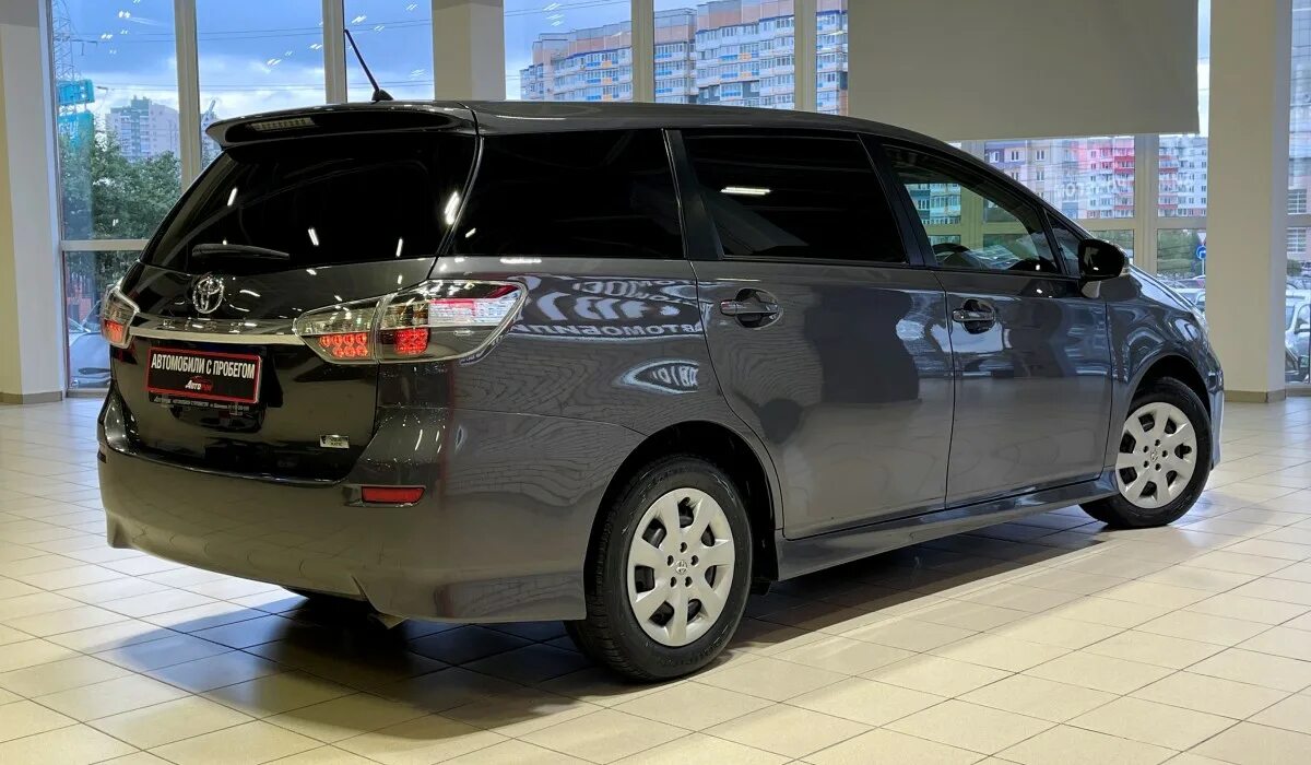 Купить виш новосибирск. Toyota Wish 2015. Toyota Wish 2015 Рестайлинг. Тойота Виш 2 поколение. Тойота Виш 2021.