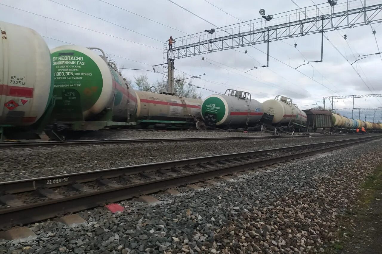 электричка шингак куль чишмы. железнодорожная авария. электричка уфа. жд вокзал шингак куль чишминский. шингак куль сбил поезд.