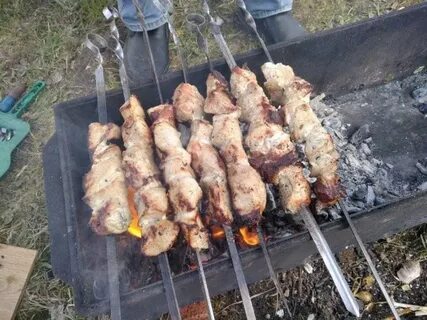 Сколько нужно шашлыка на 12 человек