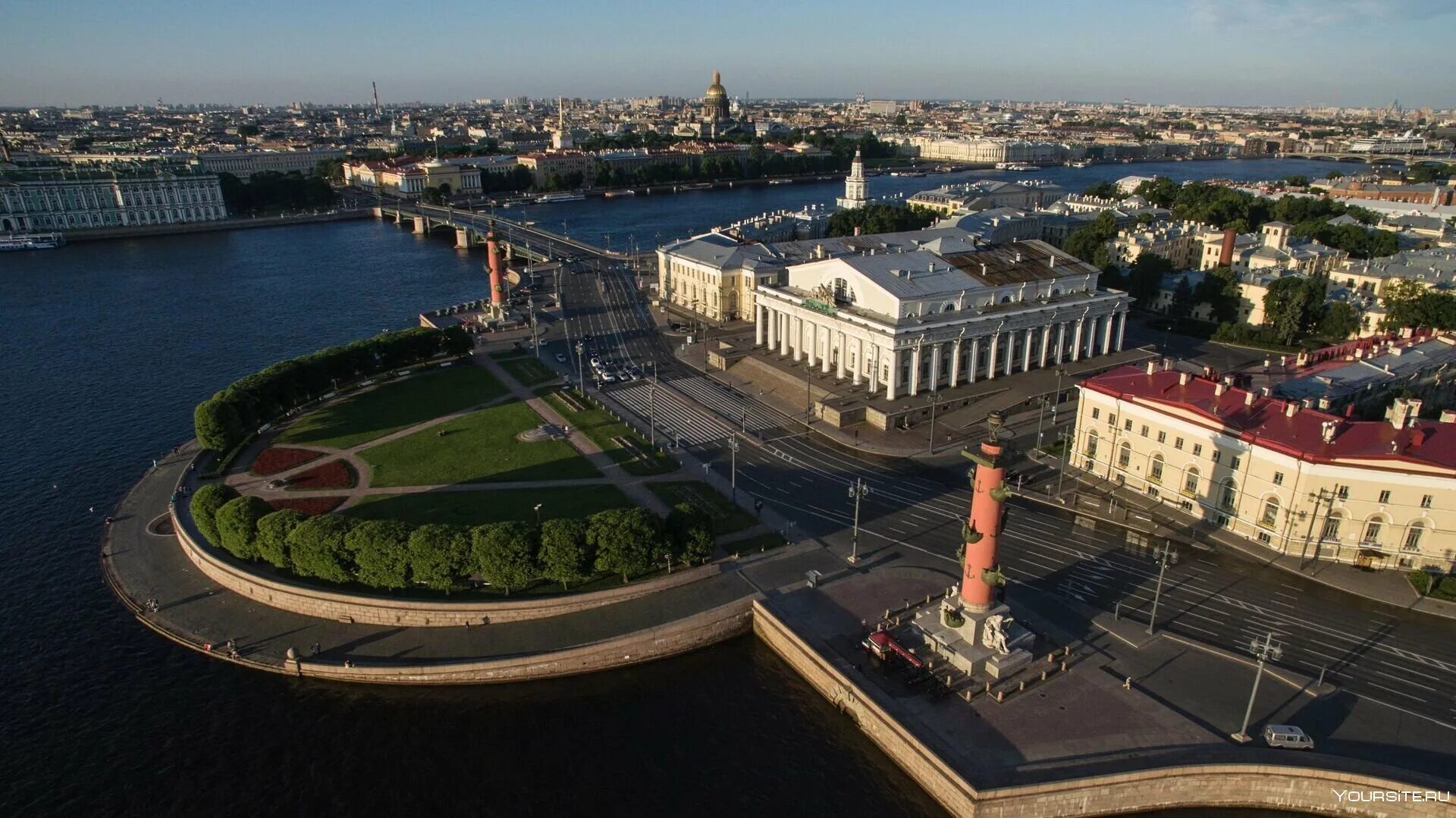 Васильевский остров название. Стрелка Васильевского острова Санкт-Петербург. Стрелка Васильевского острова. Ансамбль стрелки Васильевского острова. Ансамбль стрелки Васильевского острова в Петербурге.