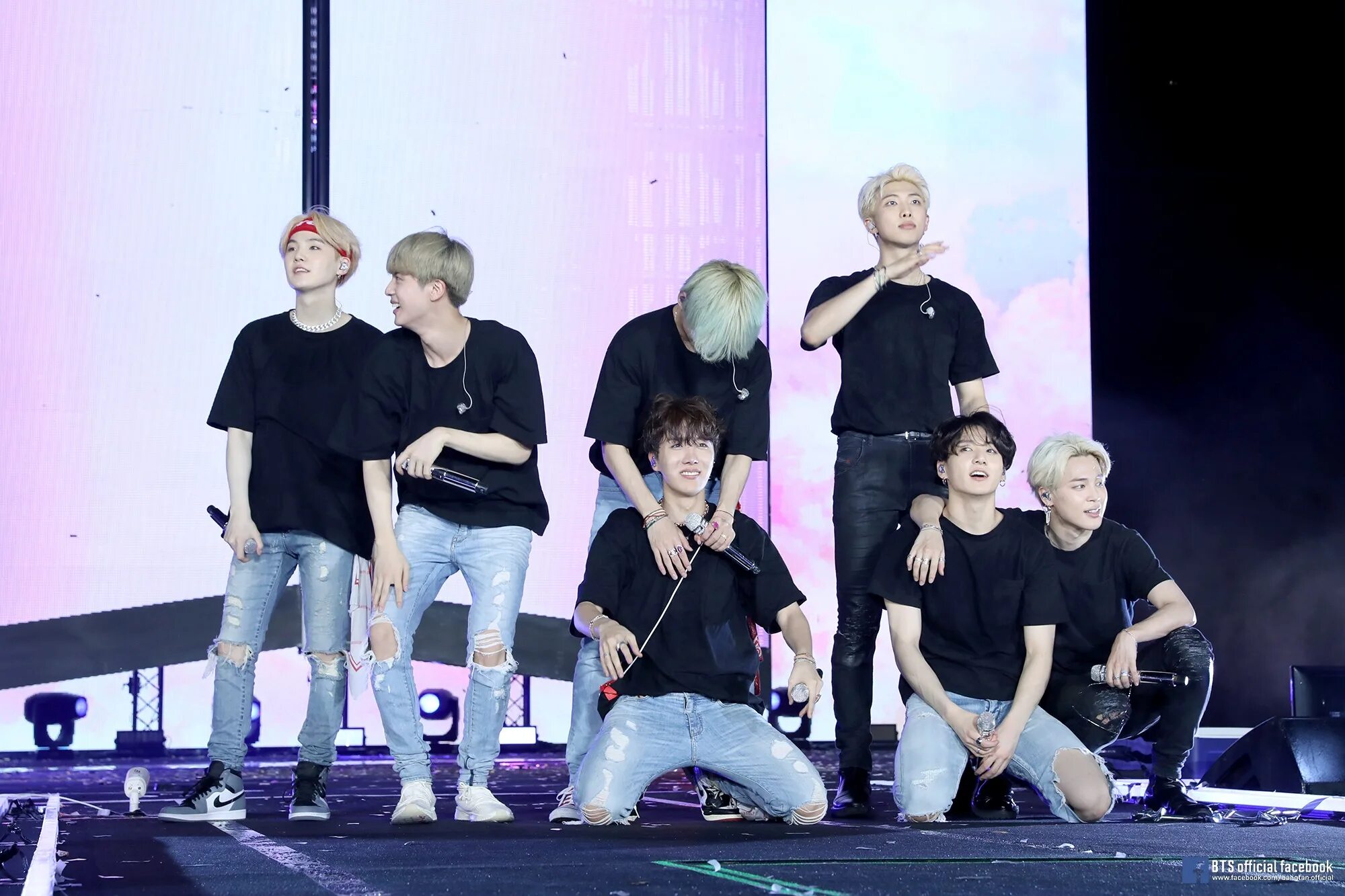 Выступления бтс 2019. Бтс 2019. бтс festa. bts festa 2019. bts festa 2018.