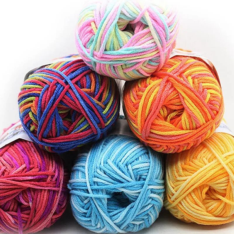 Нитки для вязания. Цветные нитки для вязания. Разноцветная пряжа для вязания. Нитки для вязания многоцветные.