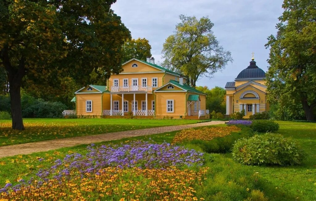 Каким качеством отличались предметы в усадьбе
