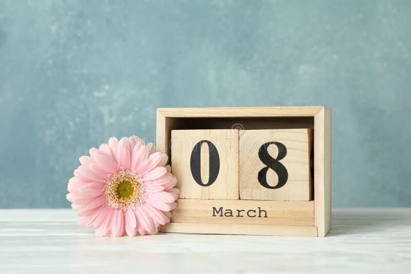 Деревянный календарь 26 март. Смочь девять