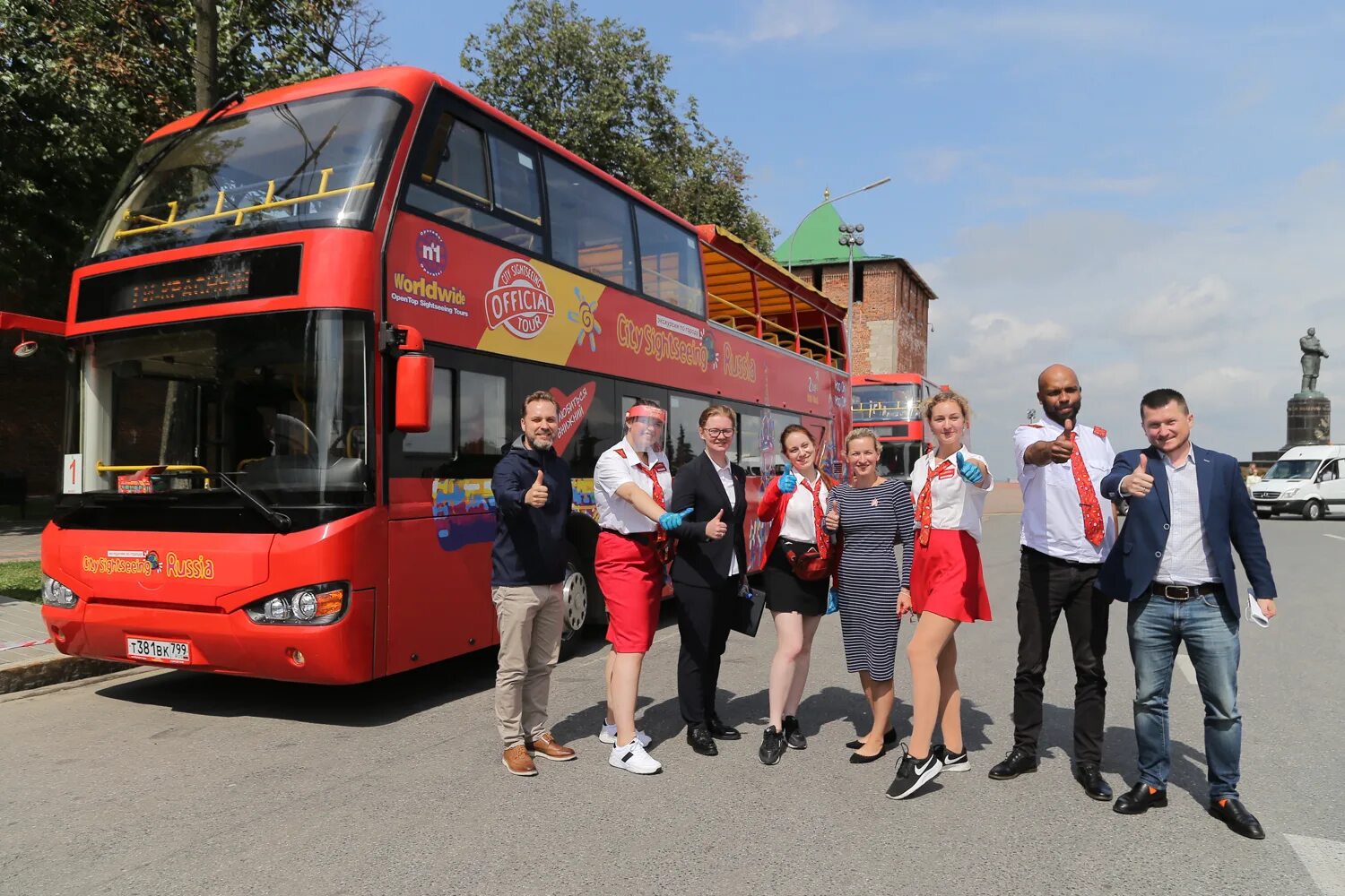 City Sightseeing Нижний Новгород автобус. City Sightseeing Нижний Новгород. Экскурсионный автобус Нижний Новгород. Двухэтажный экскурсионный автобус в Нижнем Новгороде. Автобусная экскурсия 3 дня