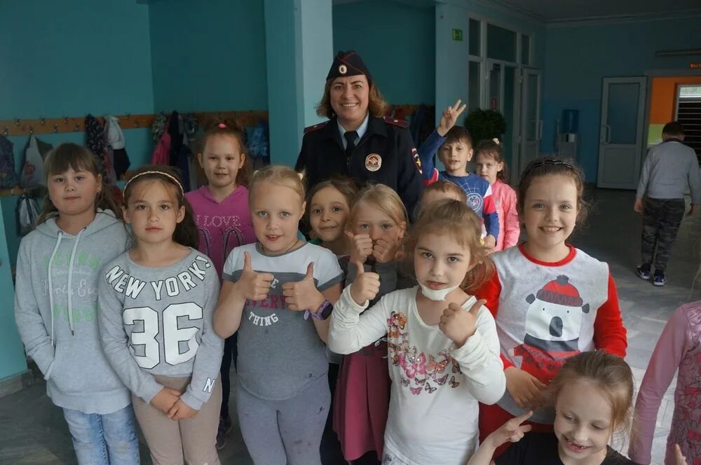 Отдел полиции капотня. Омвд капотня. Отдел мвд россии по району капотня города москвы. Василий аватаев. Отдел полиции вывеска.