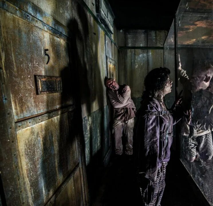 The 13th floor. The asylum. 13th floor. creepy floor.
