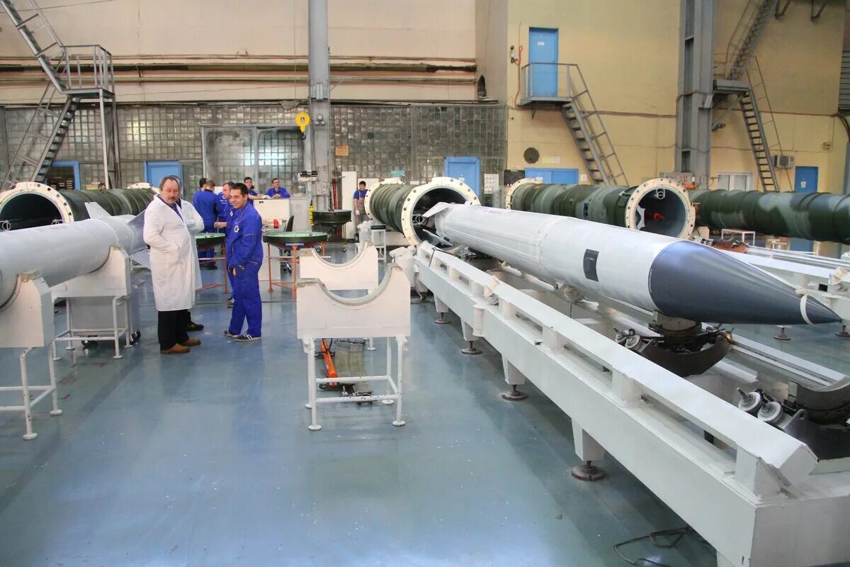 Алмаз антей оборонная промышленность. Завод ракета москва. Завод ракета москва. Московский машиностроительный завод авангард. Предприятия впк.