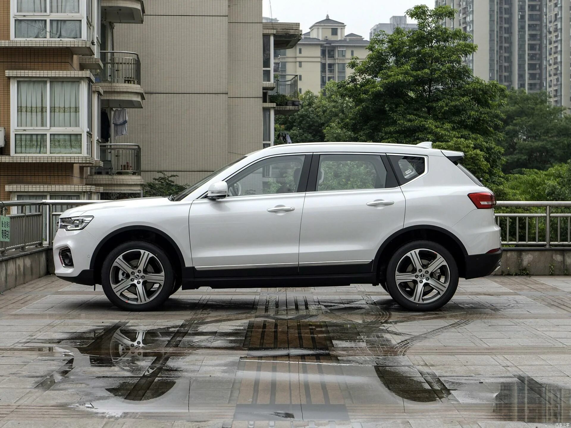 Внедорожник хавал н7. Haval h7. Внедорожники haval h7. Хавал н7 новый кузов. Haval н7.