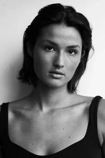 Yosh qizlar bilan hammomda jinsiy aloqa