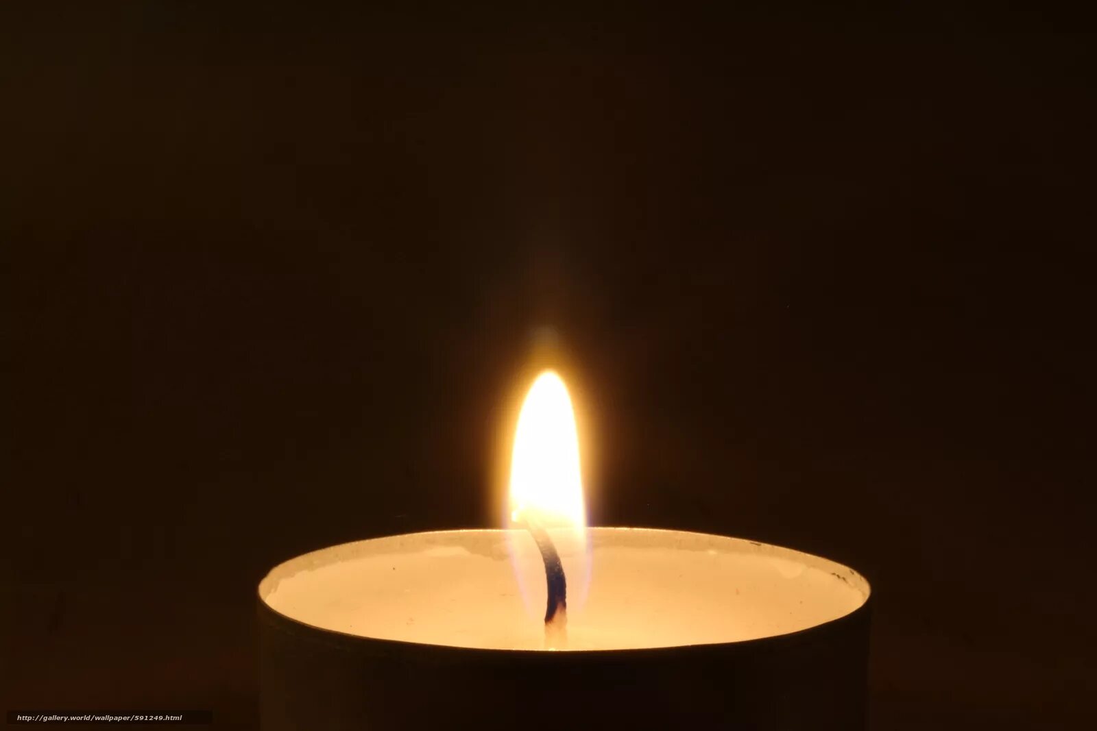 Свеча. Горящая свеча. Огонь свечи. Горящие свечи. Горящая свеча 22.03 2024