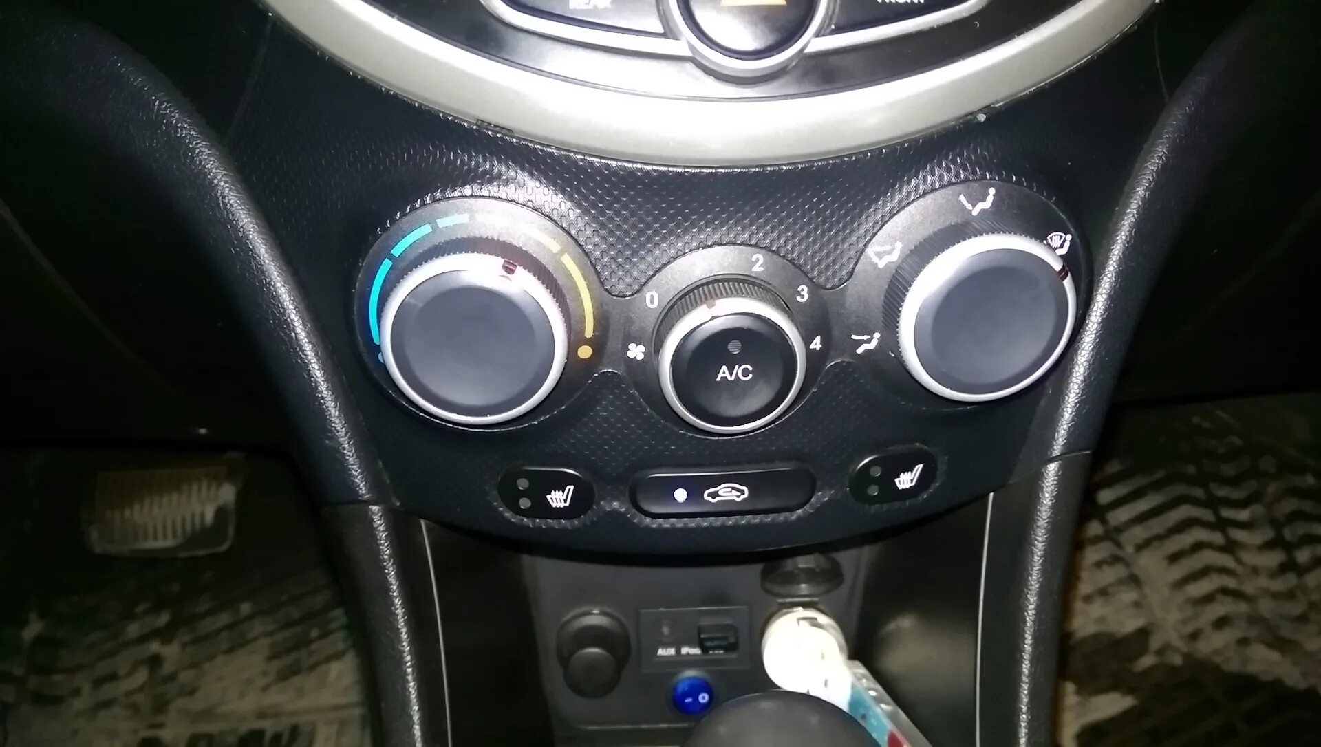 Как снять ручки отопителя солярис Крутилки печек от FERRUM Hyundai Solaris, 1,6 л, 2015 года стайлинг DRIVE2
