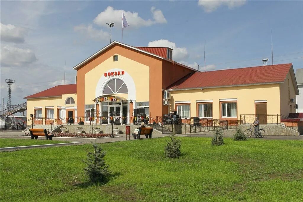Поселок городского типа безенчук. Станция безенчук самарская область. пгт безенчук самарская область. безенчук жд станция. самарская область безенчукский район поселок безенчук.