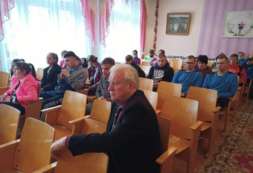 Гооу «школа-интернат» касимов. Школу-интернат минск. Кромская школа интернат. Вспомогательные интернаты. Кааламская школа.