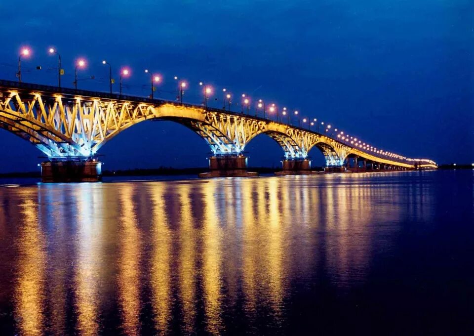 Энгельс мост через волгу. Саратовский мост с Энгельса. Саратов мост через Волгу. Волга мост Саратов Энгельс.