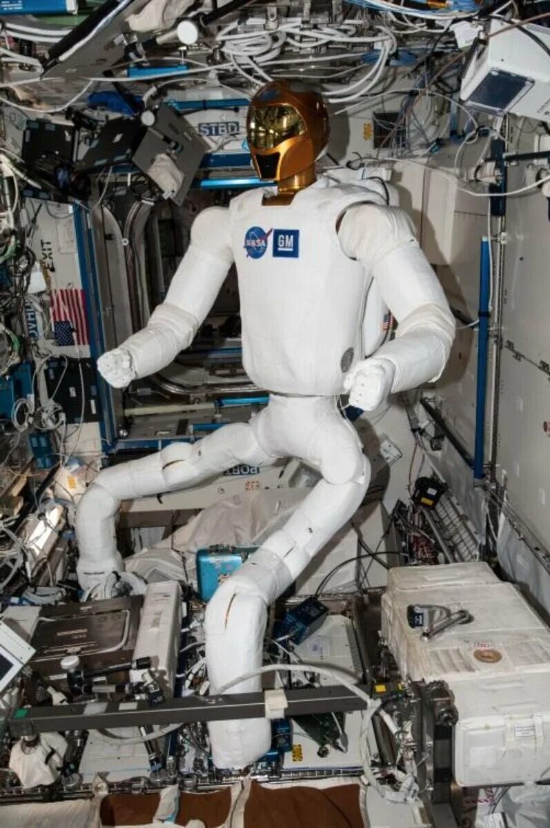 Робот на мкс. Робот robonaut. наса робонавт-2.. робонавт 2 на мкс. робот наса.